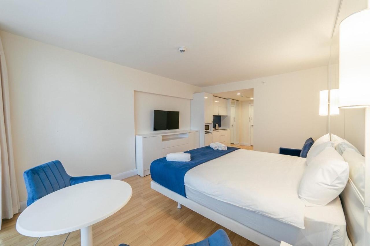 באטומי Orbi City Aparthotel מראה חיצוני תמונה